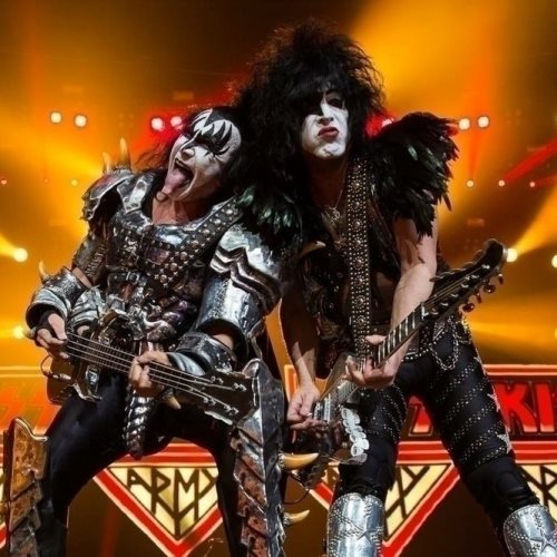 Kiss anuncia venda de direitos sobre marca, catálogo e maquiagens