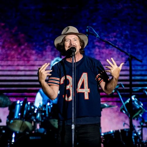 Pearl Jam transforma música de Ted Nugent em canção anti-armas