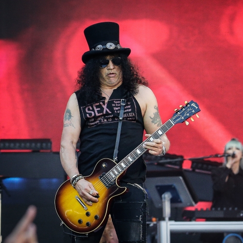 Guns N’ Roses não tem mais músicas para regravar após “Atlas” e “Nothin’”, diz Slash