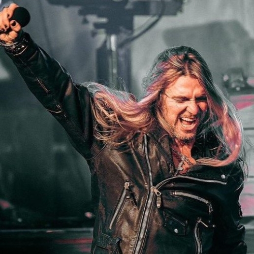 Edu Falaschi lança “Mi’raj”, faixa-título de seu próximo álbum